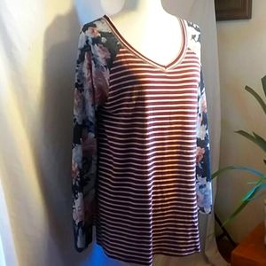 BomBom V Neck, Floral, Multi Colored, Striped Top.